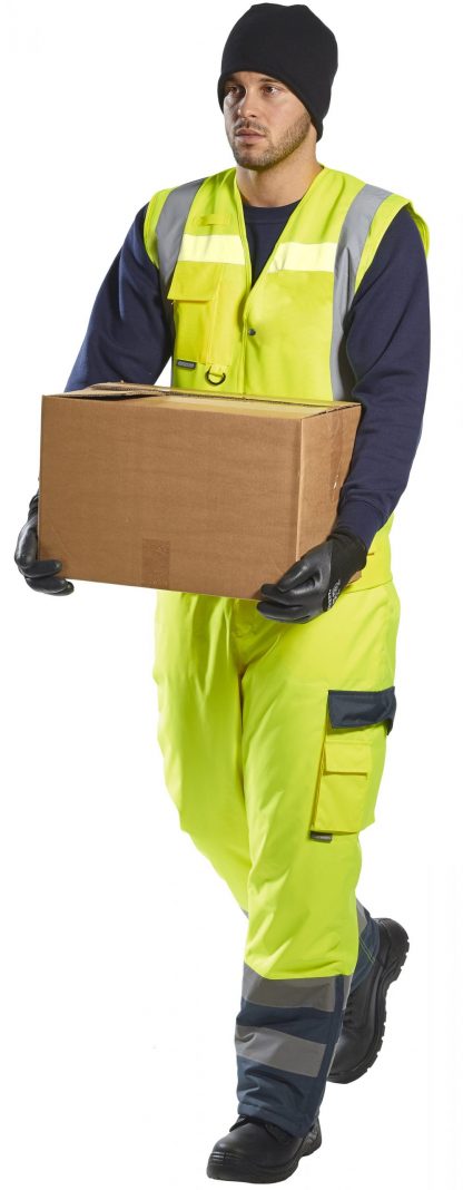 Portwest G4786 Glowtex 3-in-1 High Visibility Safety Vest, ANSI Type R Class 2, onbody 1